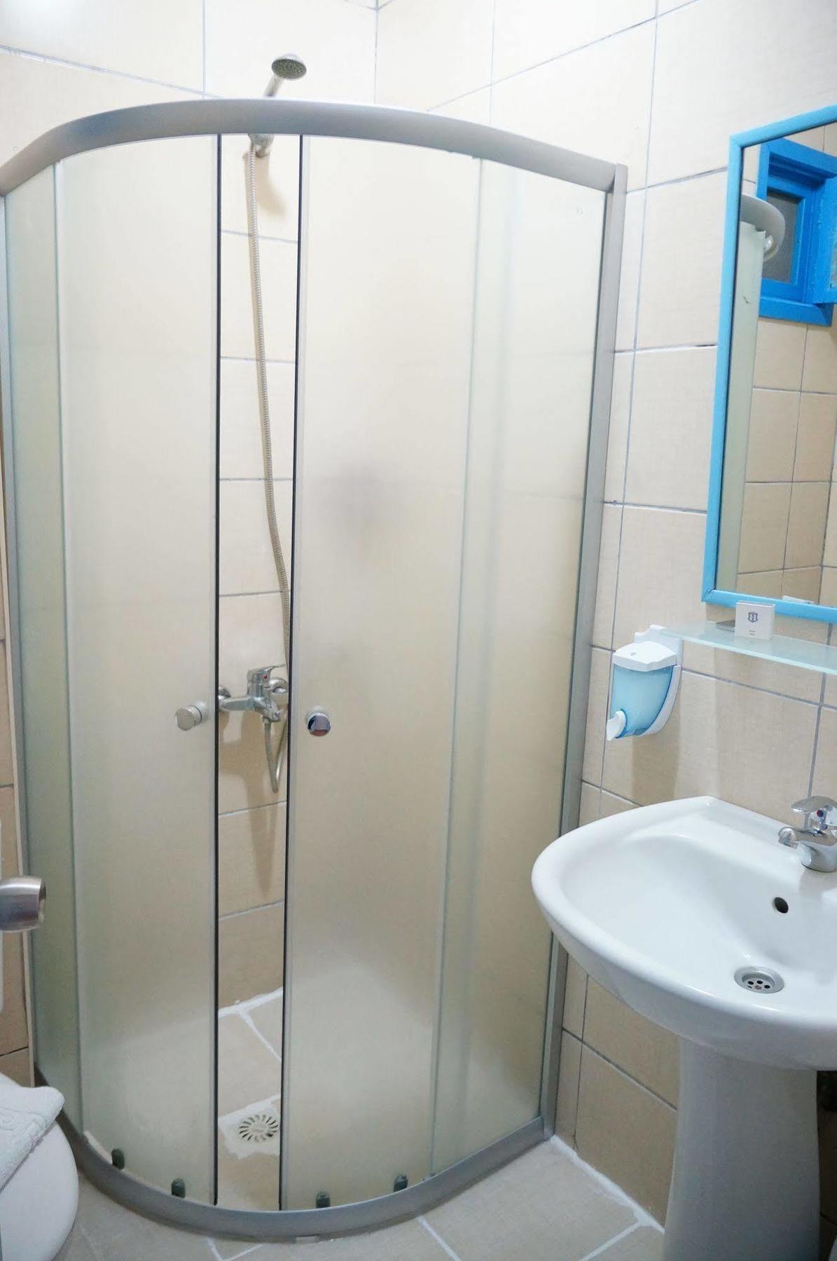 Esmana Hotel Bitez Kültér fotó